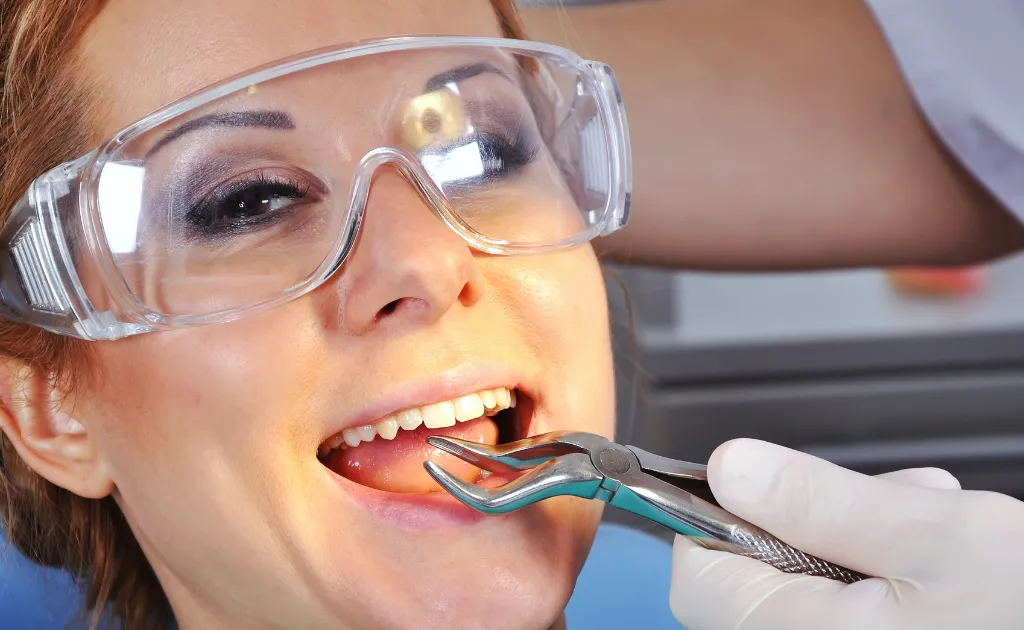Why Choose Us for Tooth Extraction In Smile Scarsdale